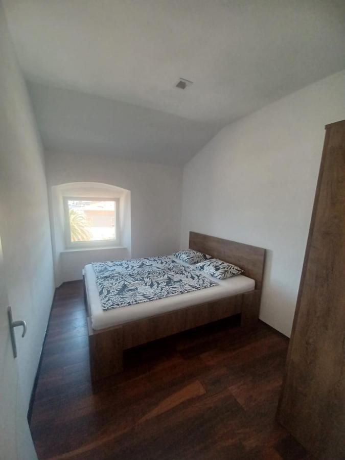 Niko 1 Apartamento Mali Lošinj Exterior foto